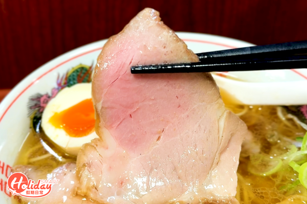 記者當天嚐了元貝湯底，味道很清甜，加上有叉燒和配菜及彈牙的拉麵，食得出很用心，味道也依舊好吃。