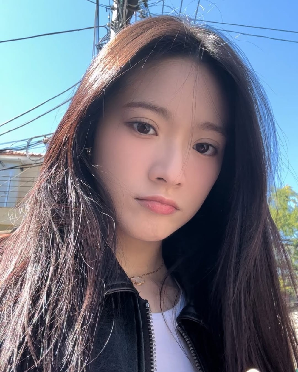 Cloud表示情人節會與T-ma食個飯，不過大家都以事業為重。