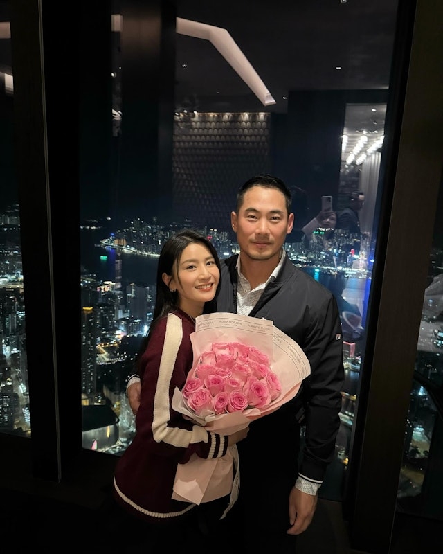 Coffee近年事業更上一層樓,加上推出自家瑜伽服裝品牌,吸金力驚人,名副其實「洗底」成功!