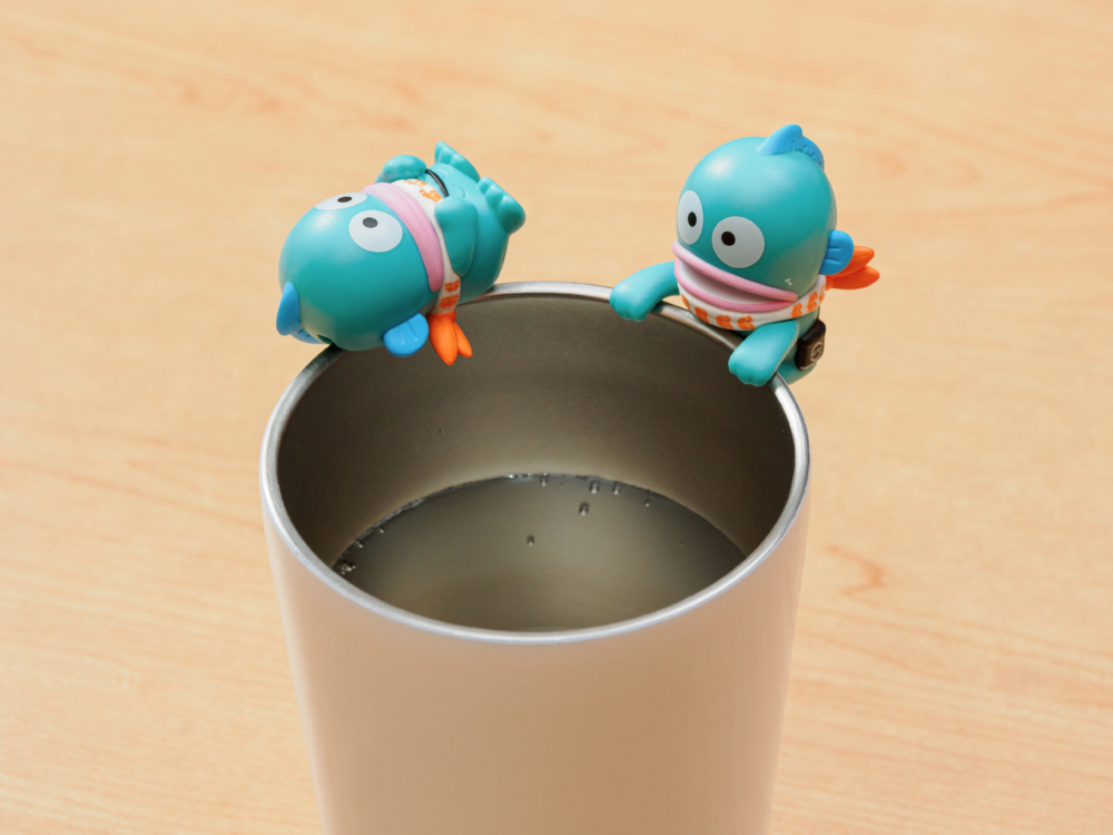 堂食惠顧「HANGYODON的浪漫芭菲」，即隨餐附送公仔擺件乙個