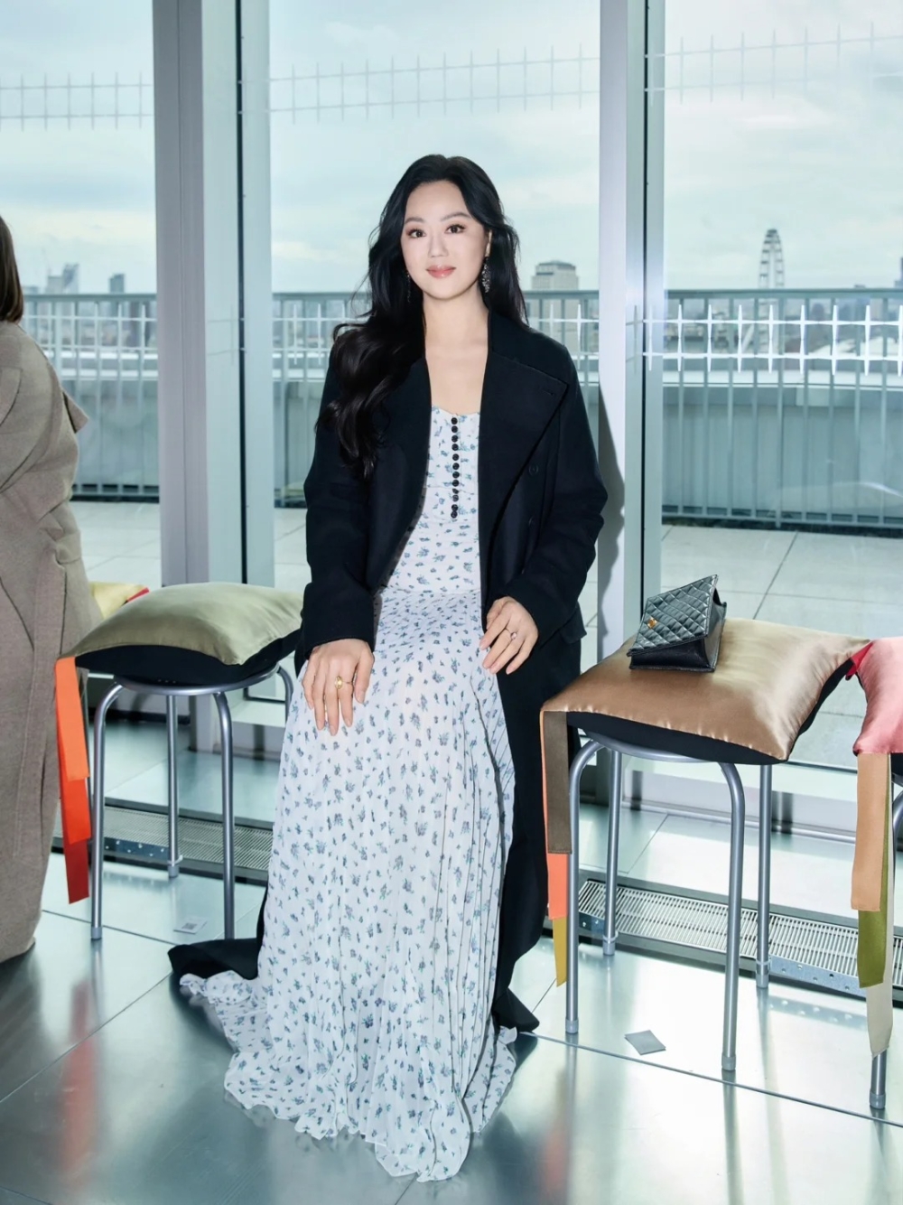 更有人指出此化妝包用料與價錢並不對等