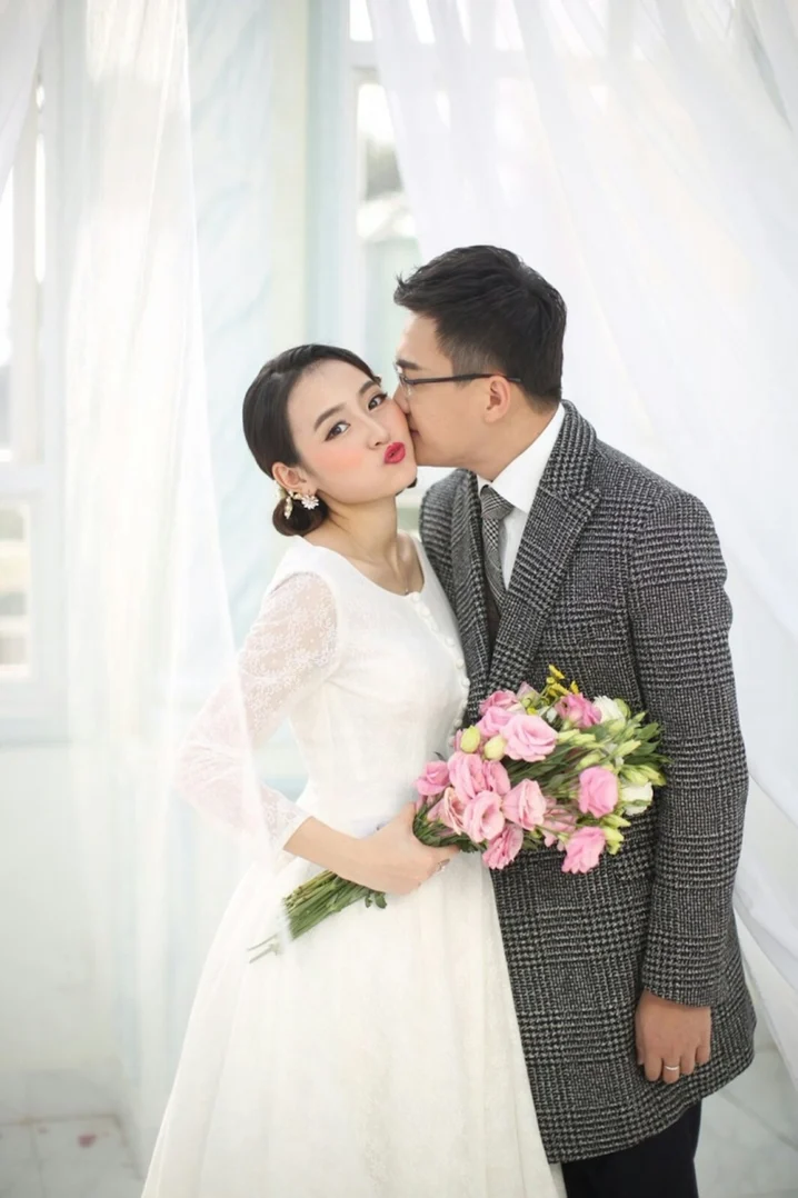 李蘊(Renee)日前被爆與金融才俊老公羅章冠(David)婚變後,承認兩人已離婚2年。