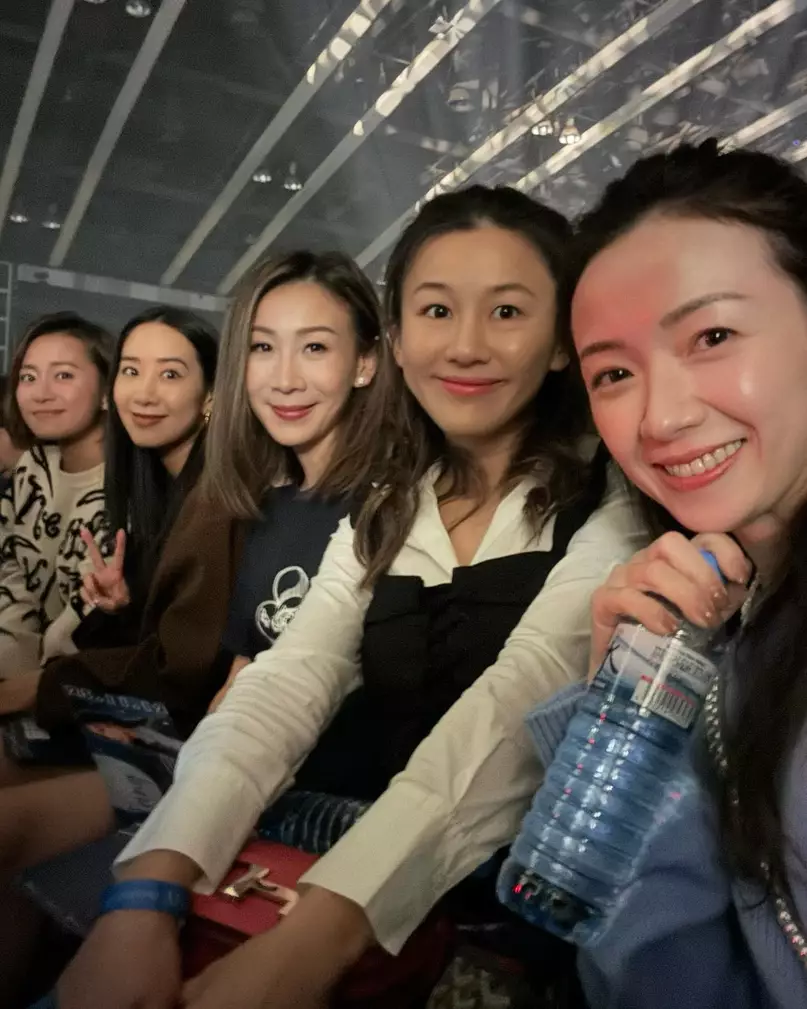 有不少網友力撐傅穎