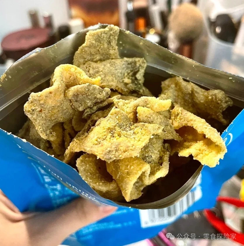 口感酥脆,鹹香突出,咀嚼時層次感十足。