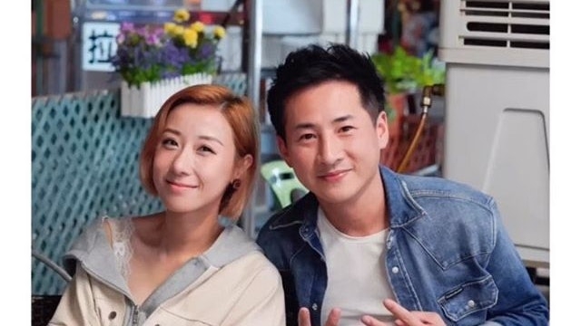 泳兒早年與海鳴威合唱的一首《我的回憶不是我的》當年唱到街知巷聞