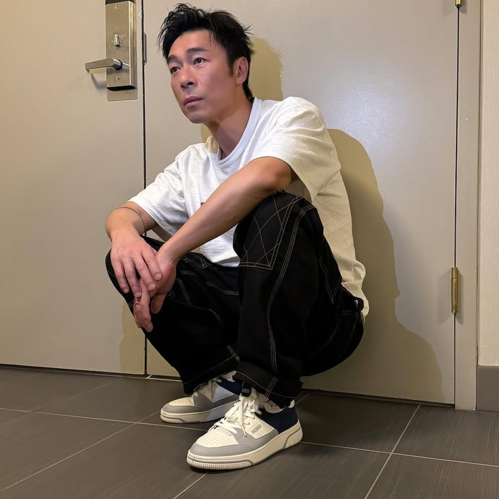 現年57歲的許志安自從早年被爆出黃心穎的婚外情事件後,便甚少出現於幕前。