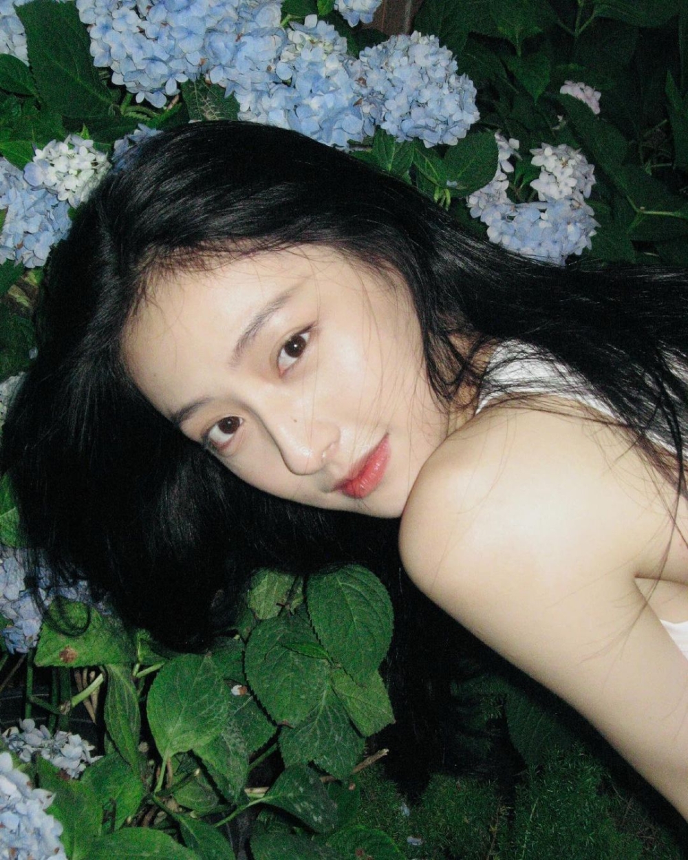 2000年出生的胡連馨，今年25歲，出生於中國廣東深圳