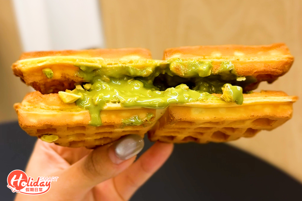 脆脆開心果格仔餅口感較脆