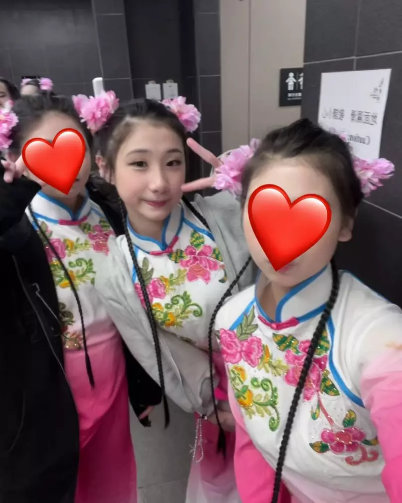 Fiona校內有經常參加舞蹈比賽