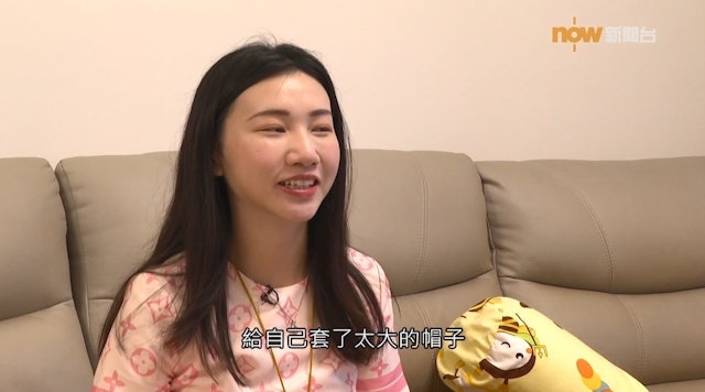 不過儘管如此她仍舊維持著高消費的生活方式