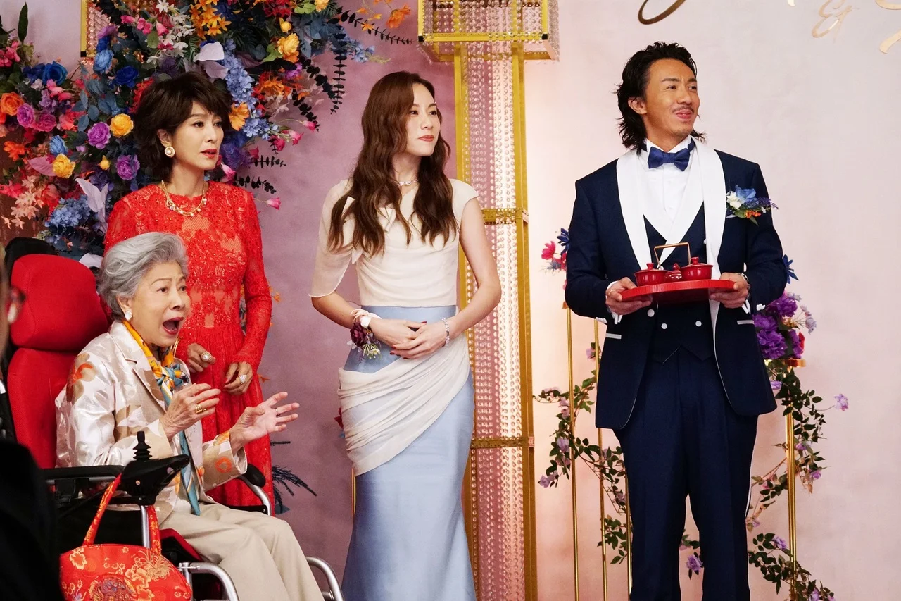 有不少網民都大讚在火鍋放題店擺酒創意十足且經濟實惠