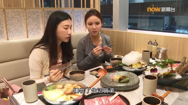 Charlene發現自己「摸頂」入市香港單位，至今供款4年，尚欠銀行700多萬元，惟單位估價跌至不夠700萬元，即已成為負資產