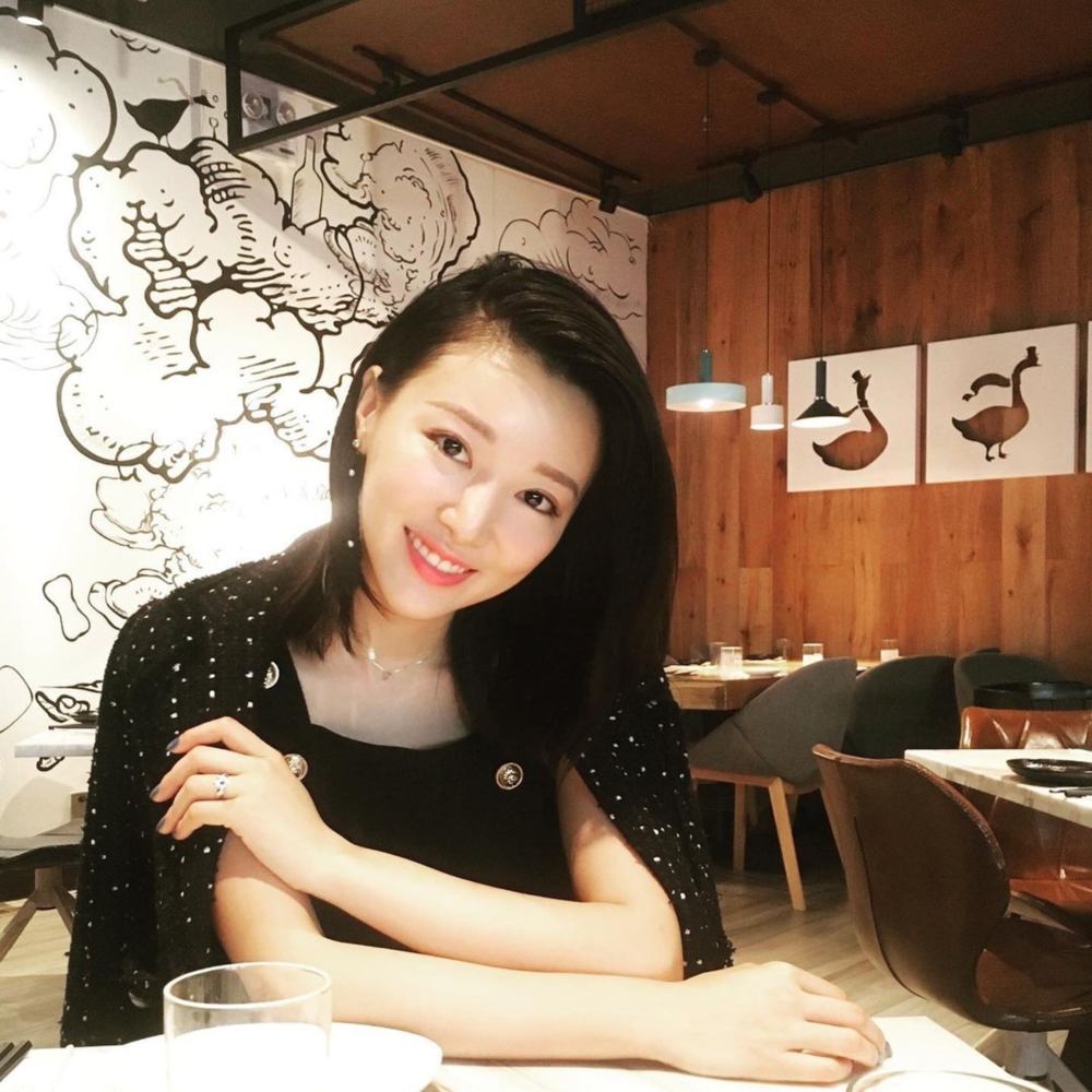 馬賽2013年曾被指介入汪子琦與富婆Laura的婚姻中做「小三」，其後又捲入艷舞風波