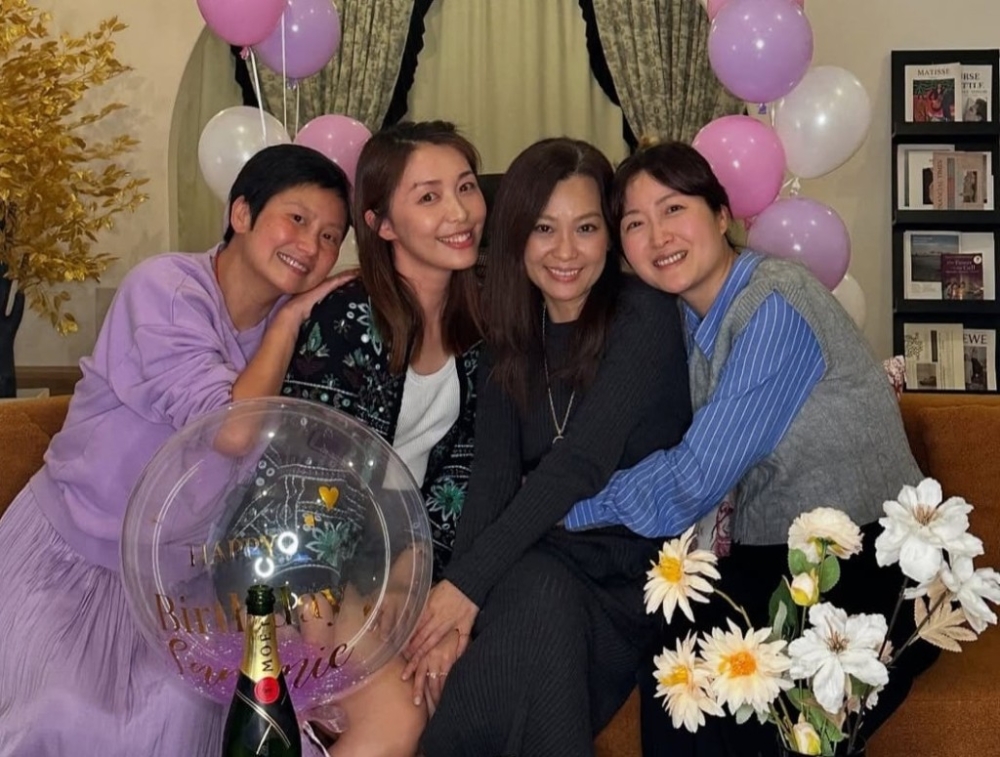 黃芳雯與鄭文昨日（1日）出席活動接受媒體採訪，期間被問及早前好友余思敏傳出與鄭中基離婚一事。