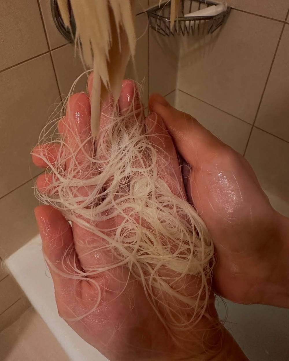 她透露為事件痛心爆喊，已經兩個星期沒能好好睡覺