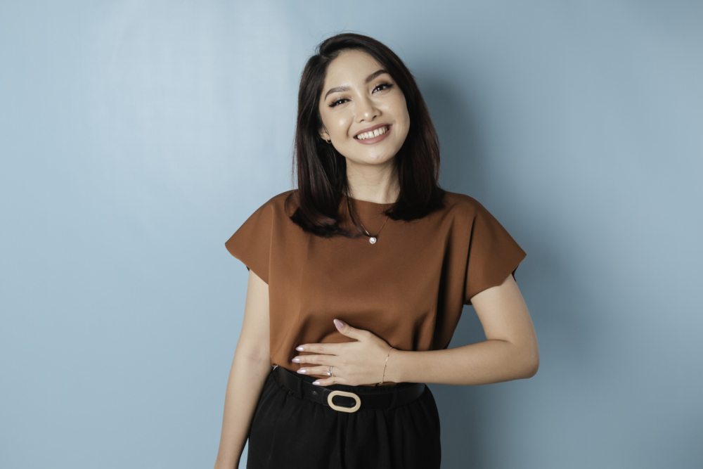 檸檬生薑水之所以能有效幫助減肥、去水腫及改善便秘,主要歸功於檸檬和生薑這兩種食材的獨特功效!