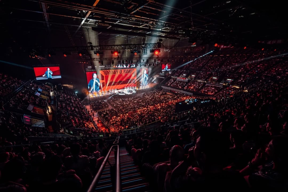 網友：都唔知佢噏乜，淨係聽得明少少