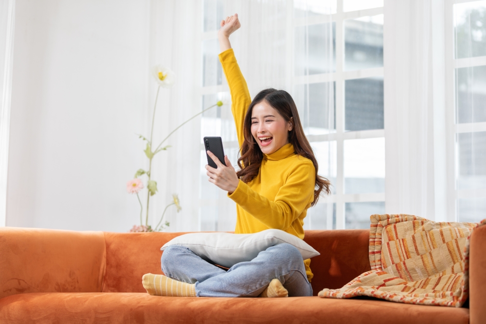 自動參加大抽獎，贏取高達HK$60,000嘅豐厚獎金