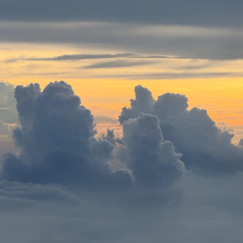 陳冠希碰巧早前曾在社群平台上發文抱怨旅程不順的帖文