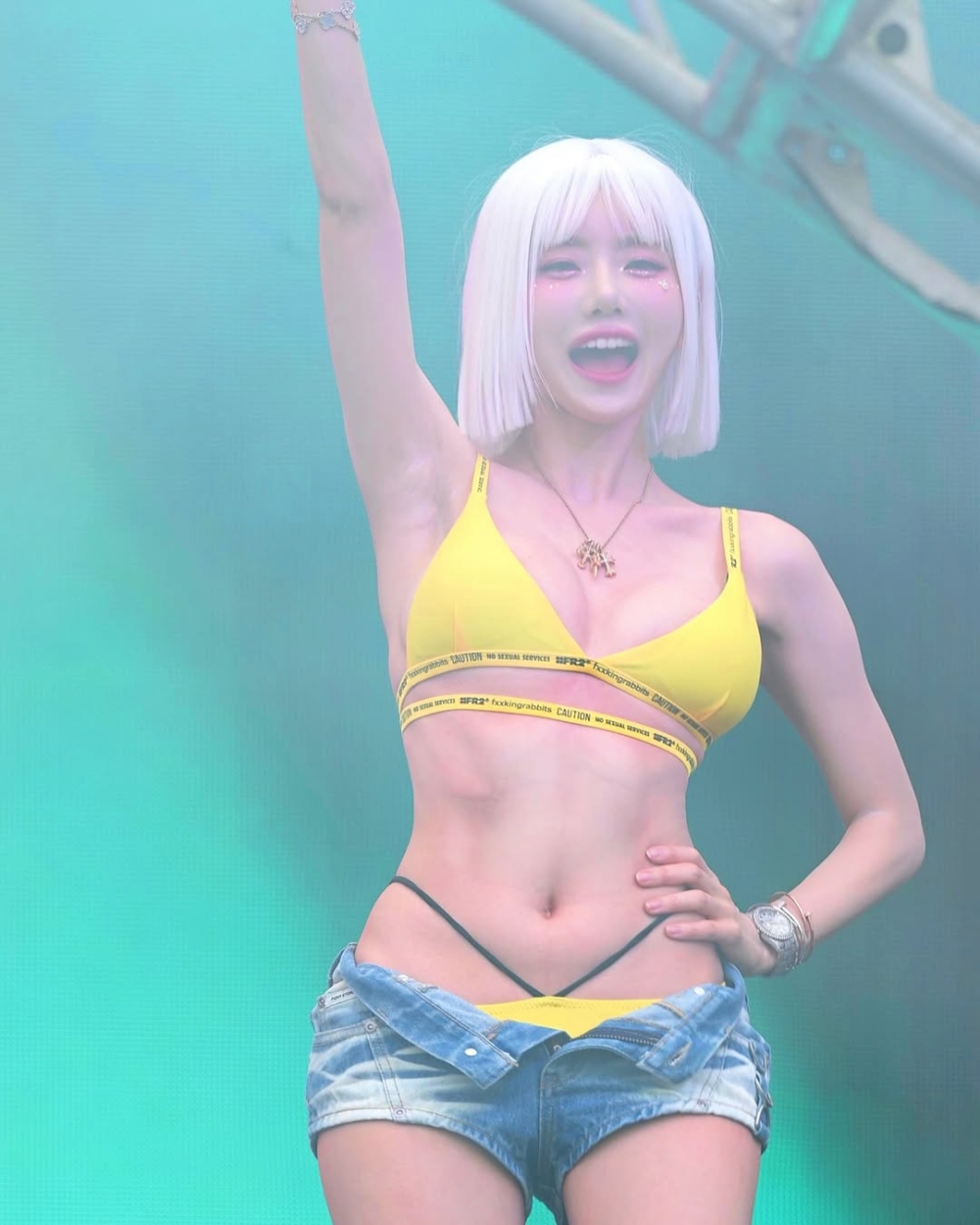 但同時亦有部分網友毫不留情批評DJ SODA大走樣