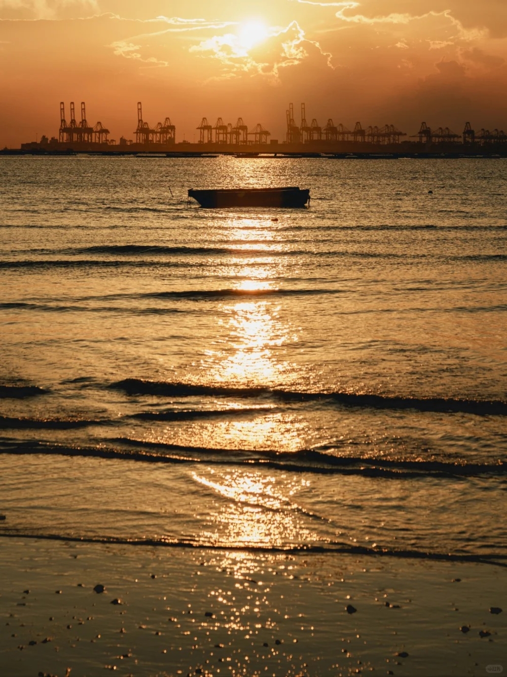 日落時間會隨季節變化而略有不同