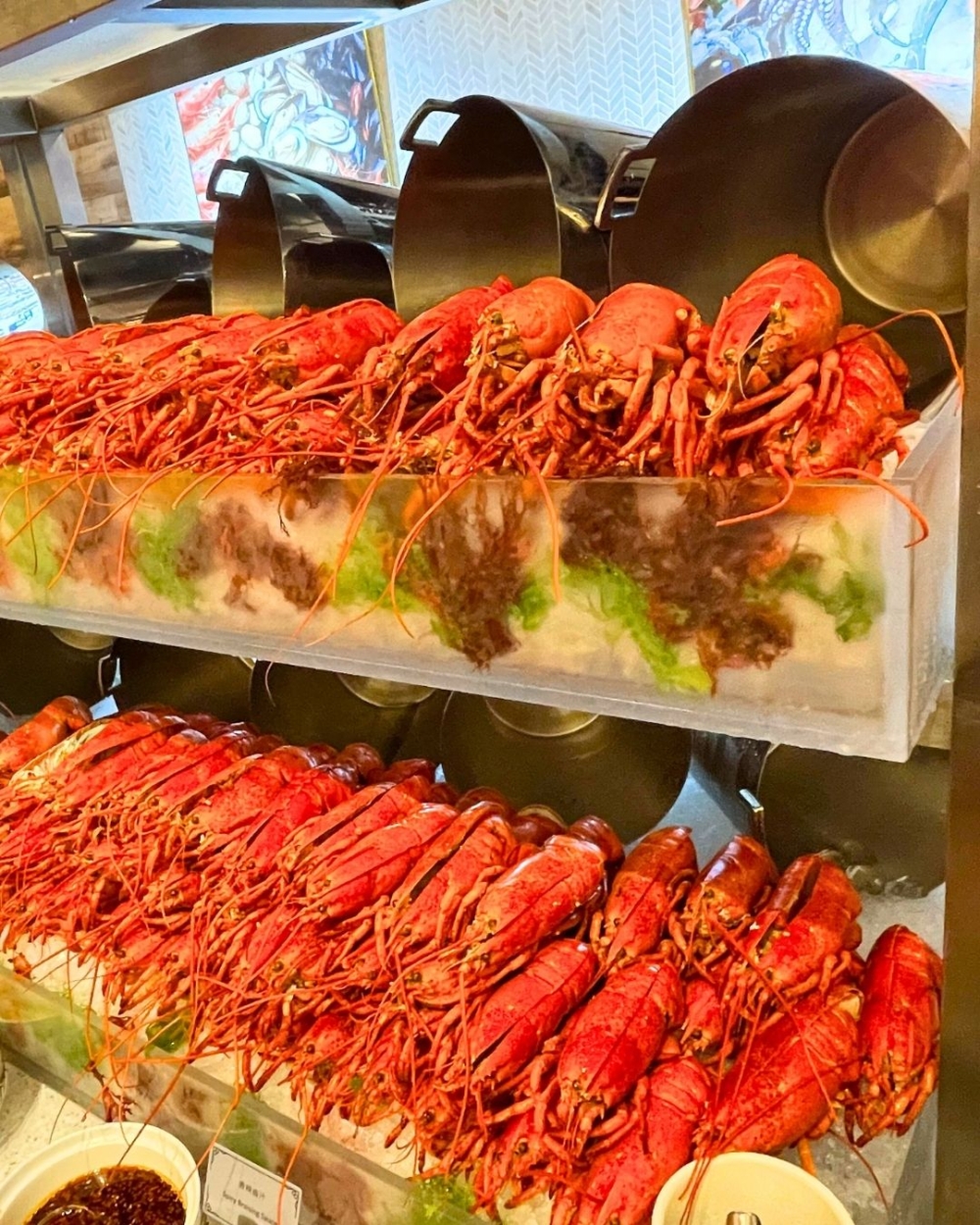 自助山的海鮮區實在太震撼了,啖啖肉又鮮甜,海鮮迷表示完全滿足!