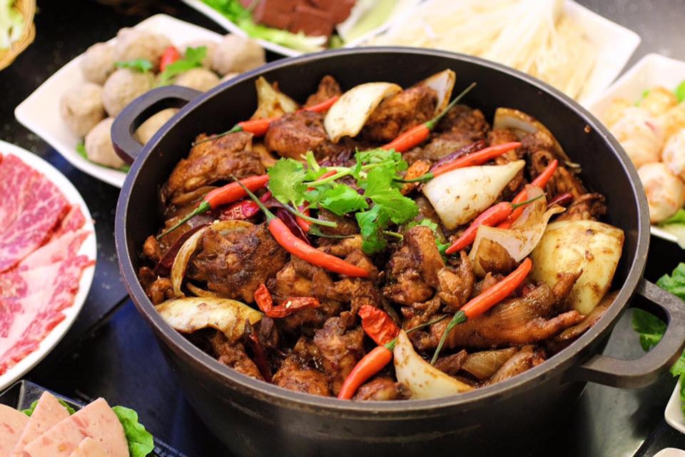 創興廣場美食推介：至尊重慶雞煲。