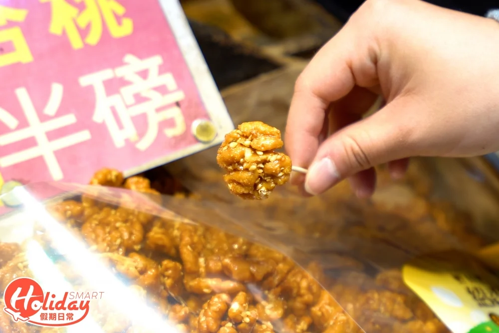 紹香園店鋪不大卻是許多港人和遊客必買的手信