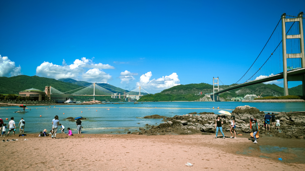 香港夜景推薦：馬灣東灣泳灘。