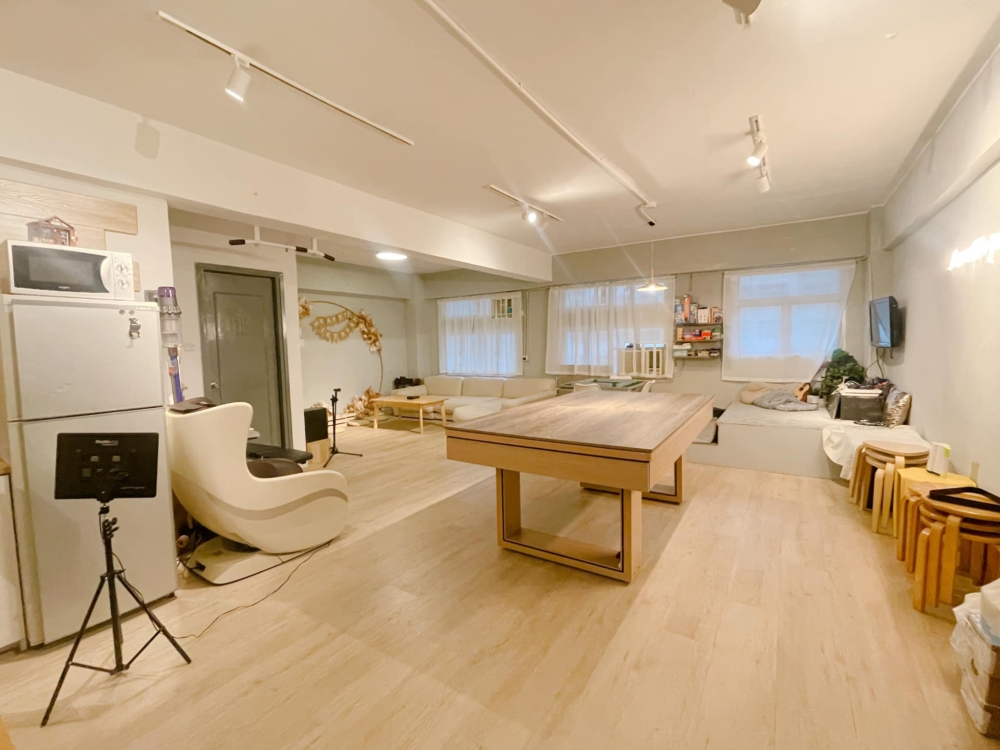 旺角Party Room推介：Acoustic Party Room。