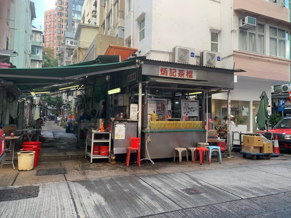 香港歌手Eason陳奕迅也是炳記茶檔的常客！