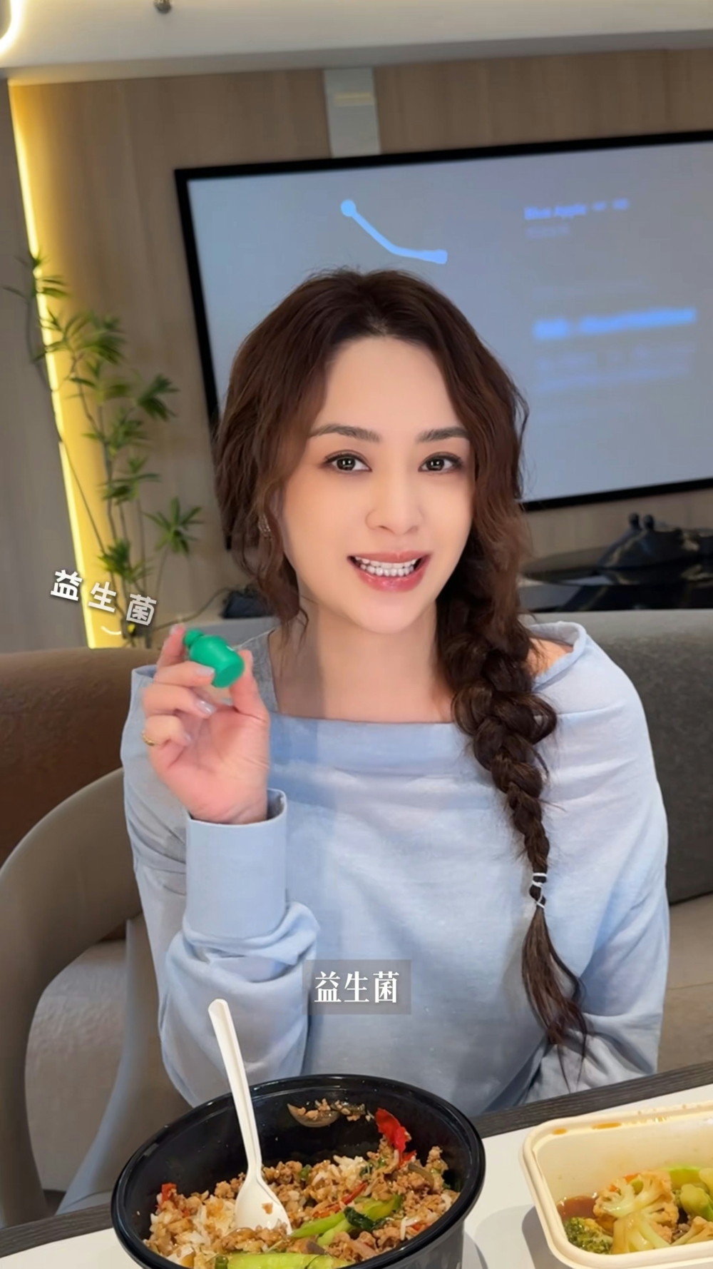 阿嬌的影片亦引來不少網友討論，不少人都大讚阿嬌美貌依然