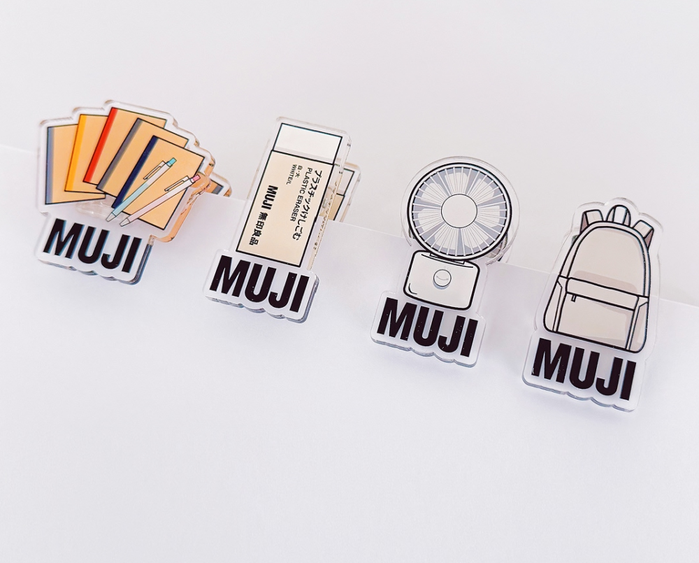 單次消費滿 $300送出限定商品造型文件夾2個