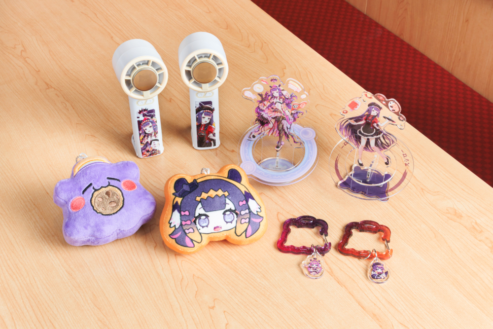 堂食或外賣自取消費滿 $200，可加購獨家週邊