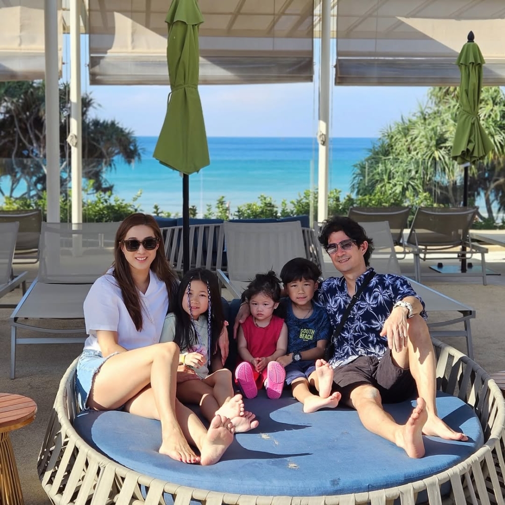 有部分網民提醒鍾嘉欣10年婚姻恐怕藏下危機