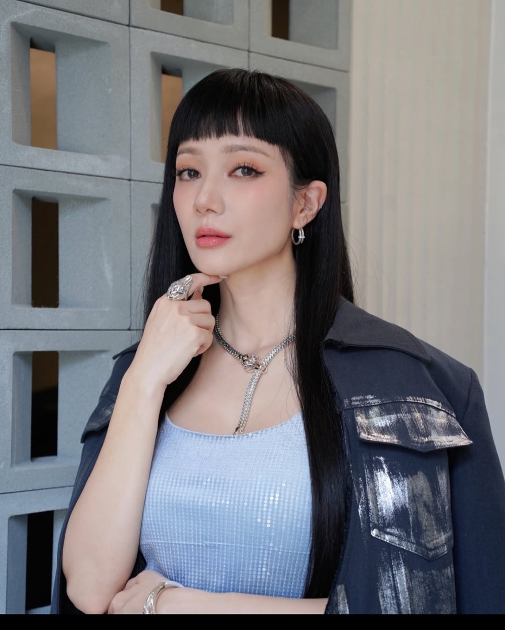 王君馨強調：「我哋唔好沉睡，一定要醒覺！」