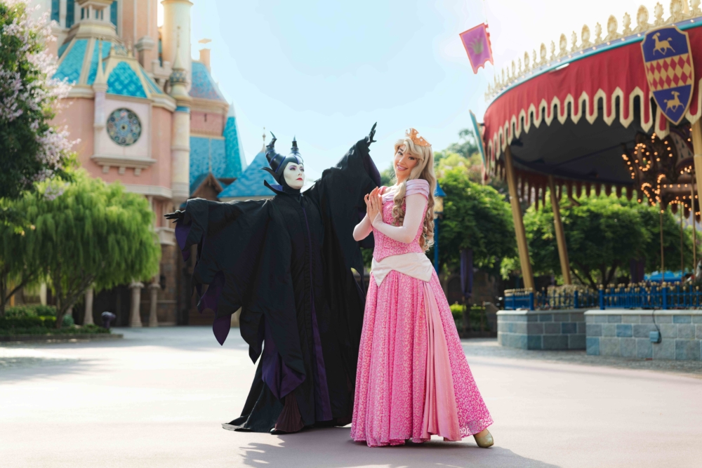 來自華特迪士尼動畫製作室電影的黑魔后將與愛洛公主結伴現身