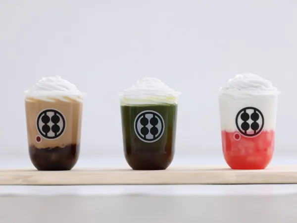  除了蕨餅，店內也提供茶飲和刨冰等日式甜點。 