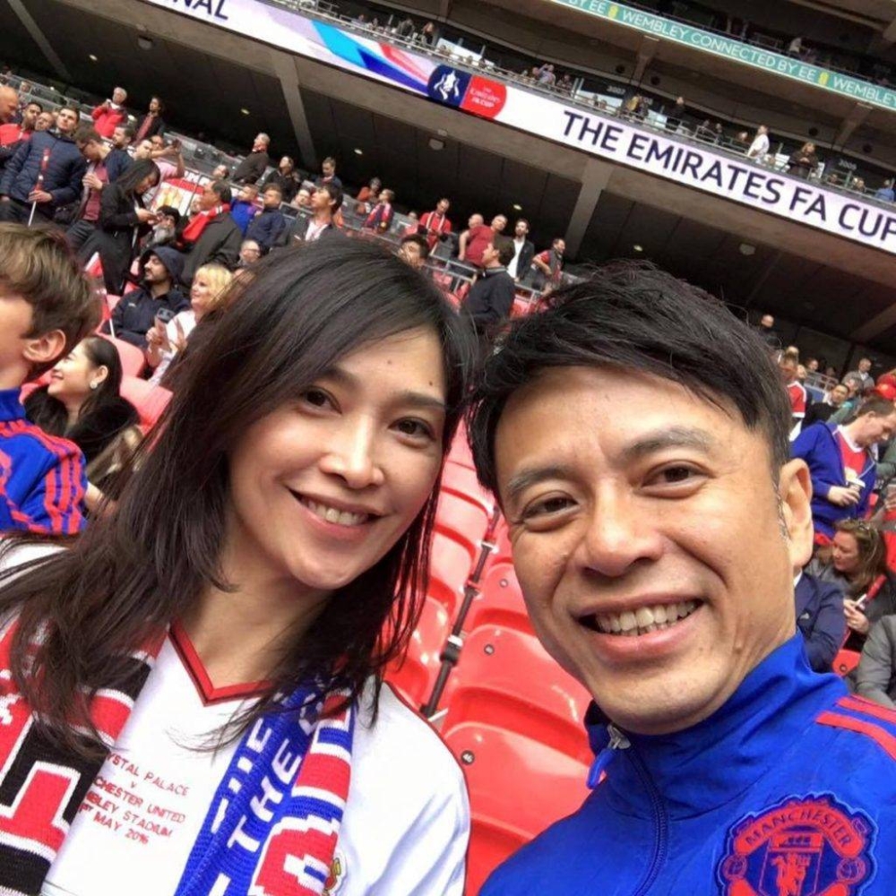 當時李克勤大方表示毫不介懷,更指送禮是中國人固有美德