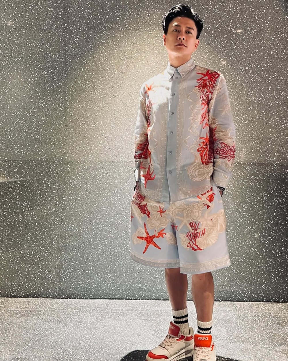 黃宗澤大方回應指出，認為這並非甚麼奇特之事，並稱「現時也有不少男士會搽甲油」。