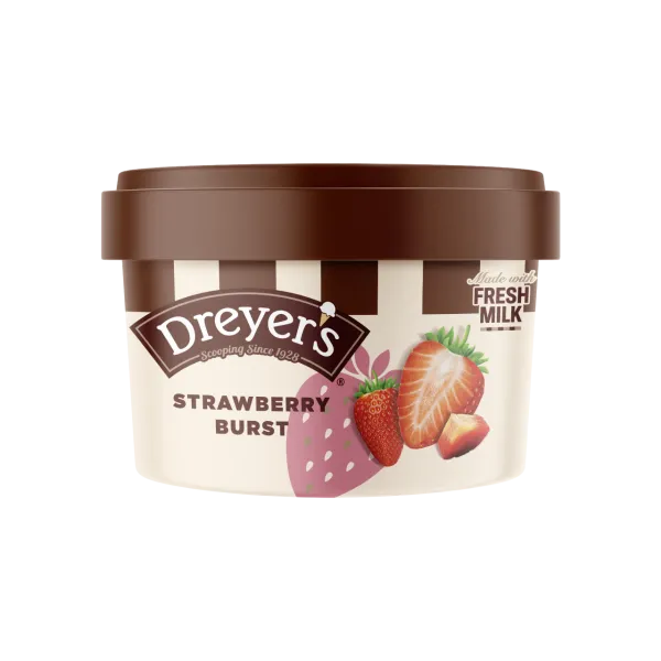 加州士多啤梨雪糕中混和香甜士多啤梨乾粒，巧妙拿捏恰到好處的酸甜滋味