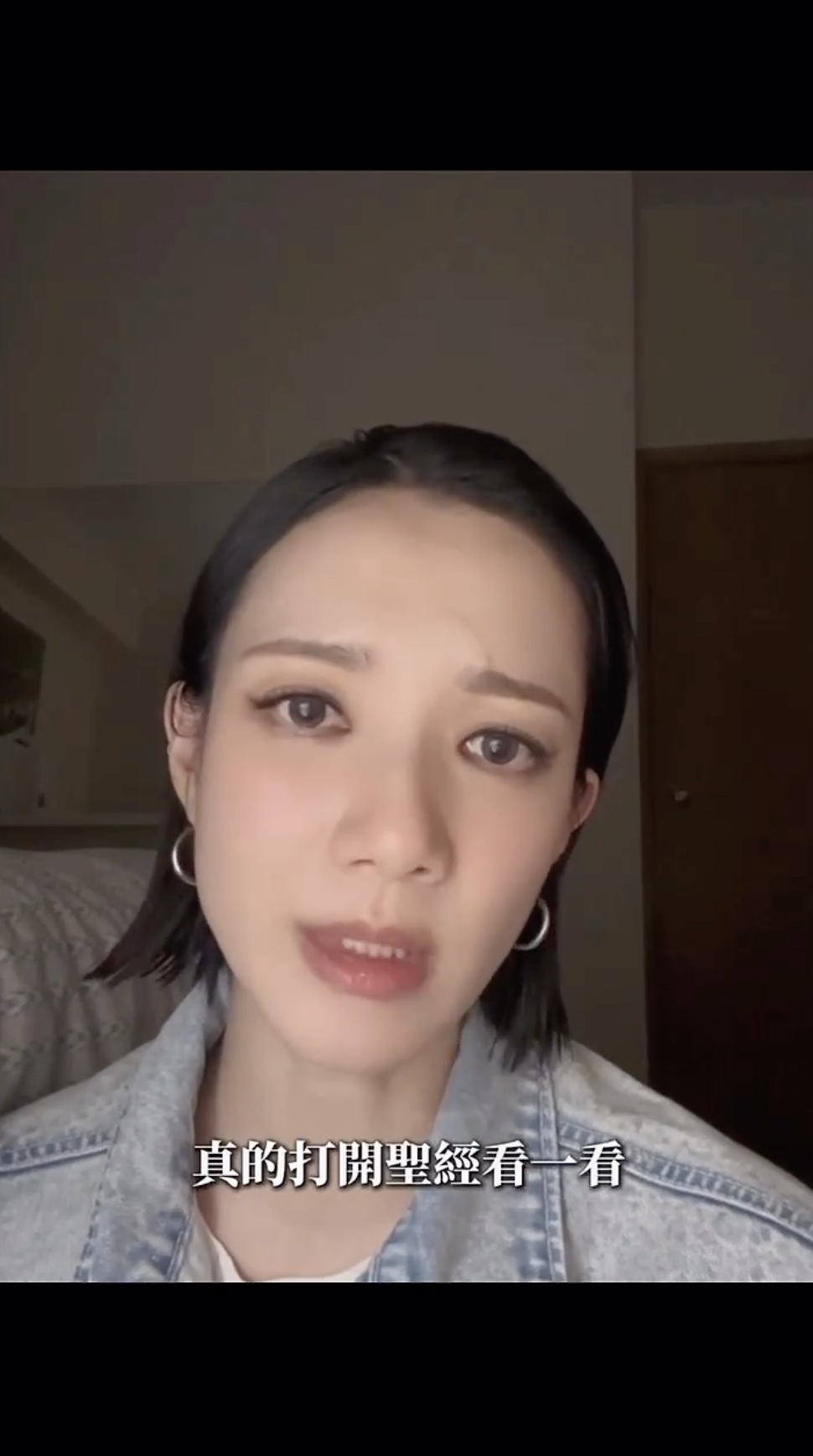 近日王君馨就再度發功，拍片再講解她之前AI世界末日元兇的言論