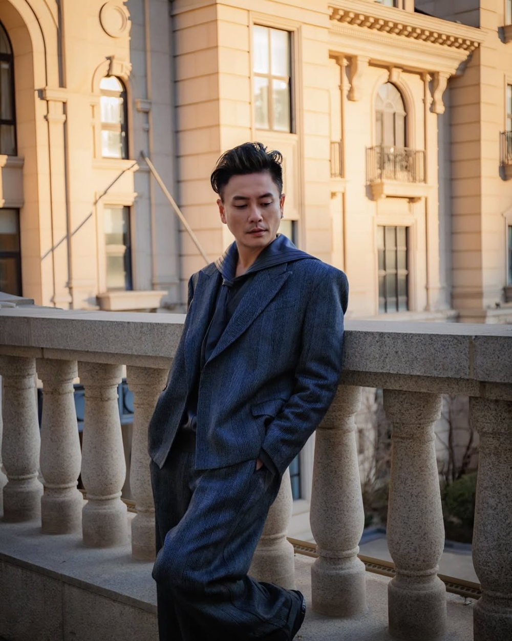 其實對於當日的造型，黃宗澤本人接受訪問時就有解釋，特別是塗甲油的部分