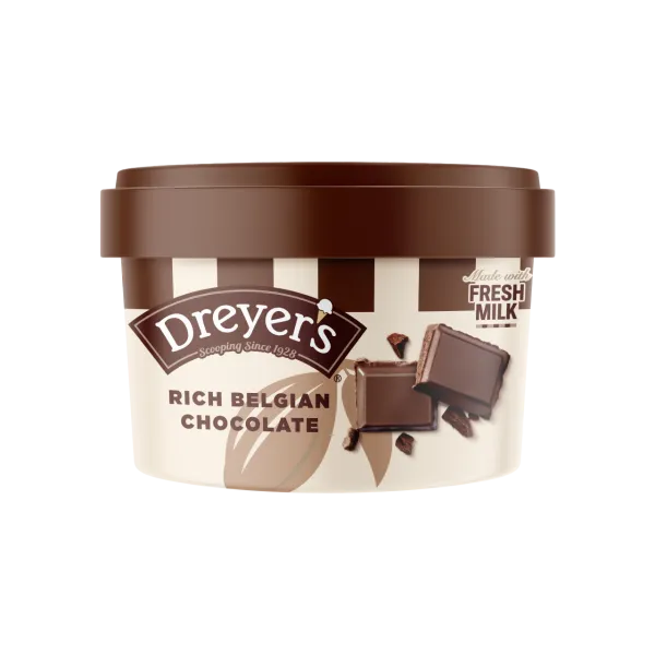 在香濃馥郁的比利時朱古力雪糕中增添顆顆朱古力粒，雙重可可滋味濃郁交織