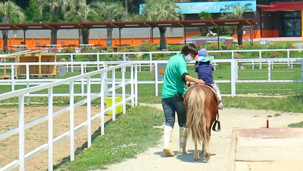 位於大阪郊區的世界牧場,是「大阪親子自駕遊」的熱門地點。