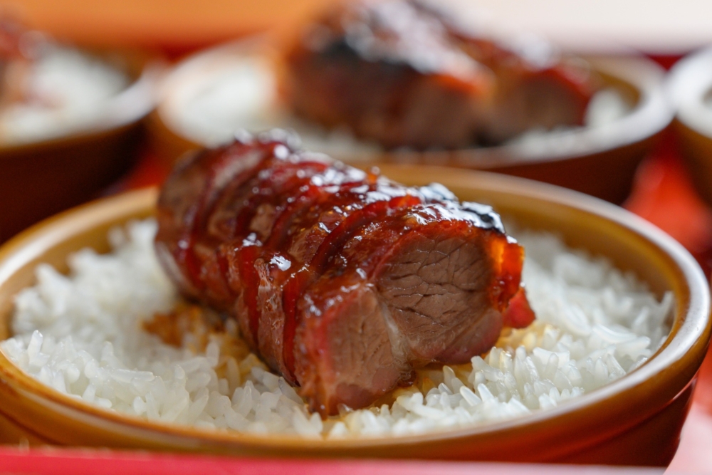 玫瑰露叉燒豬油撈飯。