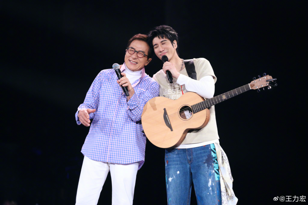 王力宏騷後亦有感謝成龍大哥受邀當嘉賓