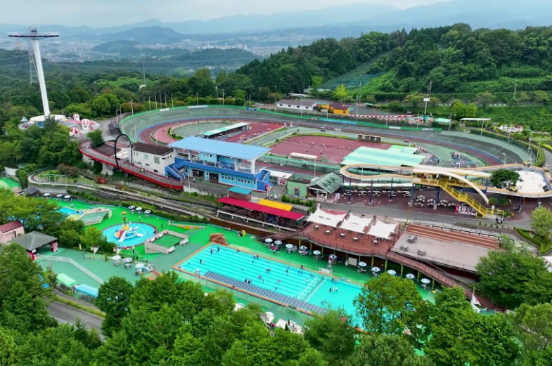 關西自行車體育中心(Kansai Cycle Sports Center)是個充滿動感與戶外樂趣的親子遊樂場,特別適合喜歡騎單車、愛活動的小朋友和家庭。
