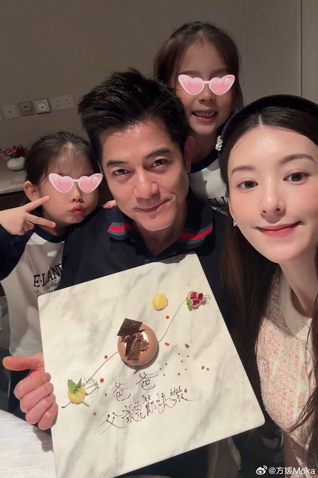 即將60歲的城城與方媛的第三個女兒昨日（22日）正式出世