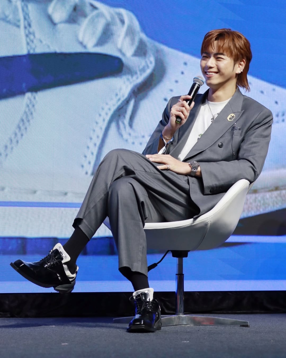 但同時亦有網民翻出193早年合作月餅品牌出現寄貨延誤的「黑歷史」